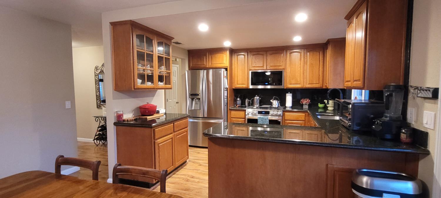 Steffano Court, Citrus Heights, California image 7