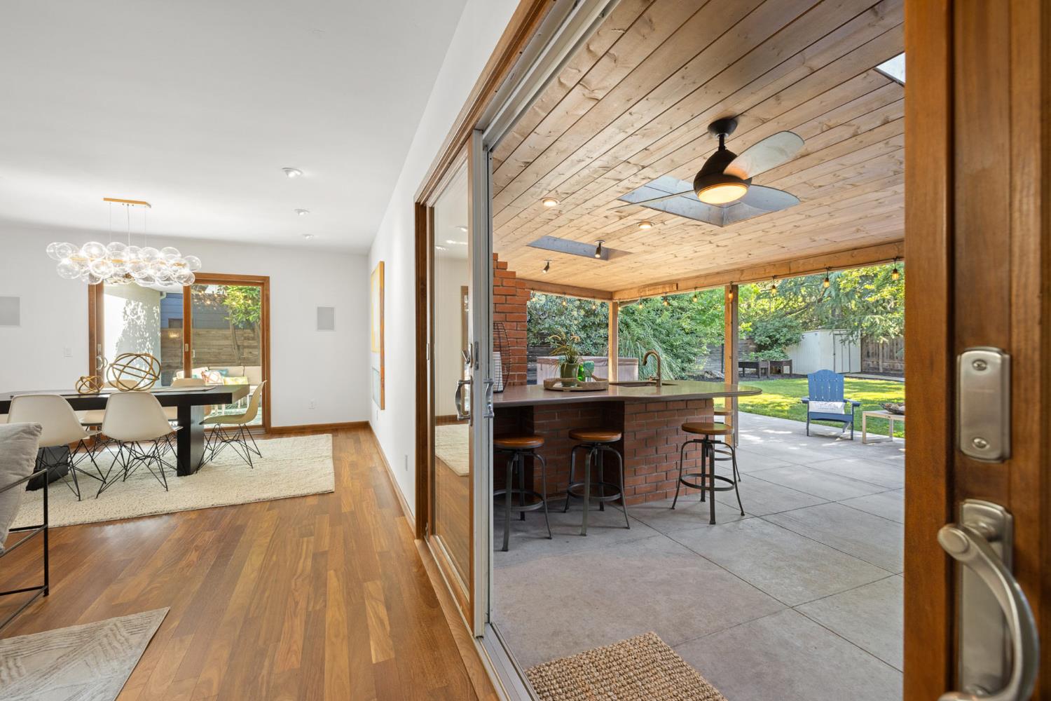 Parkside Drive, Davis, California image 32