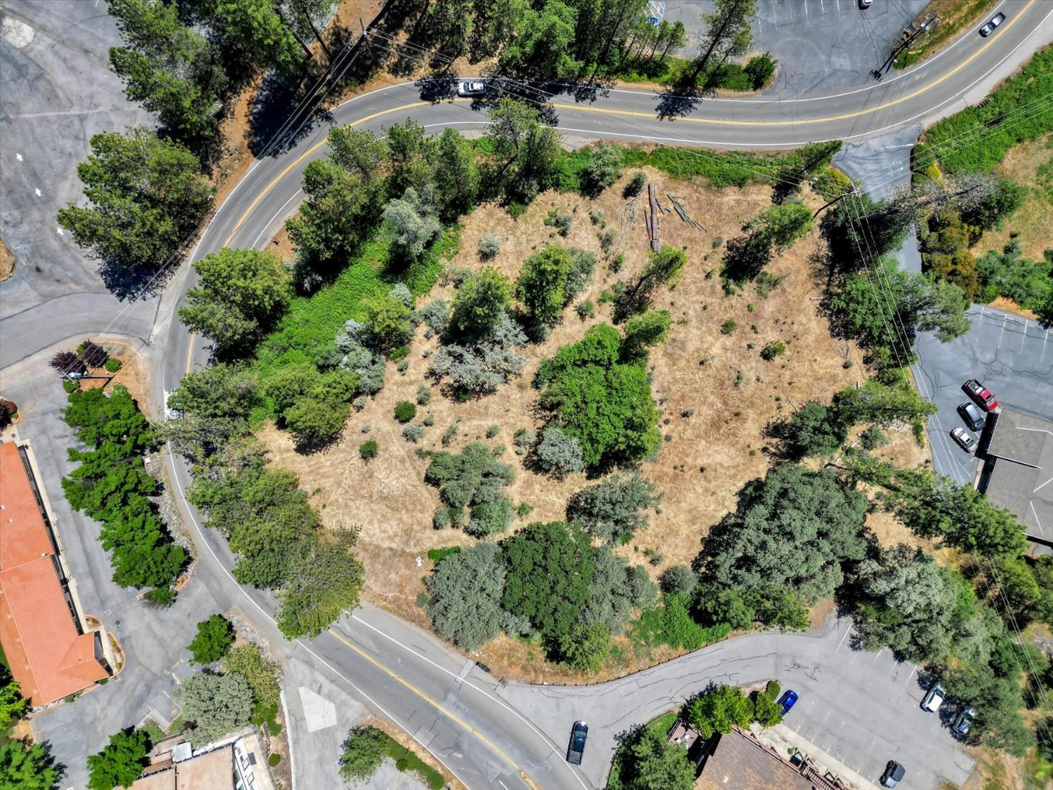 Alta Sierra Drive, Grass Valley, California image 8