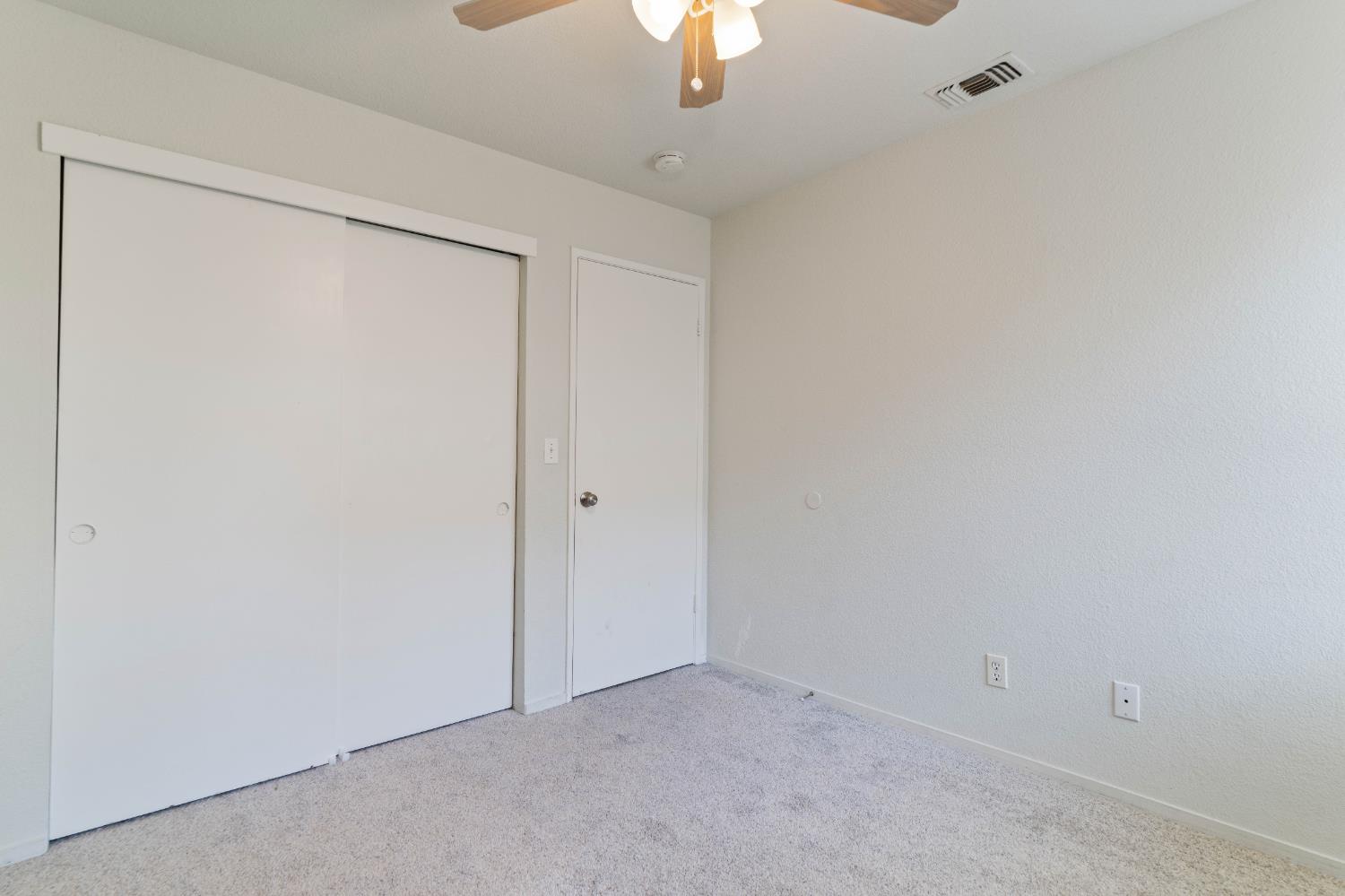 Ariel Court, Elk Grove, California image 10