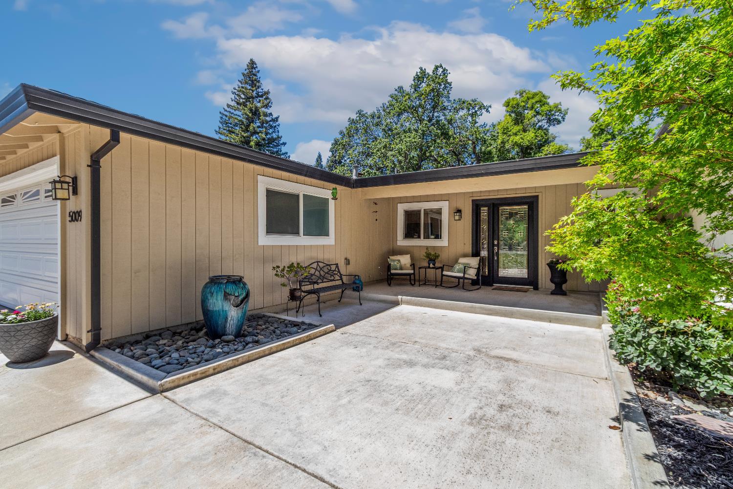 Havelok Street, Fair Oaks, California image 2