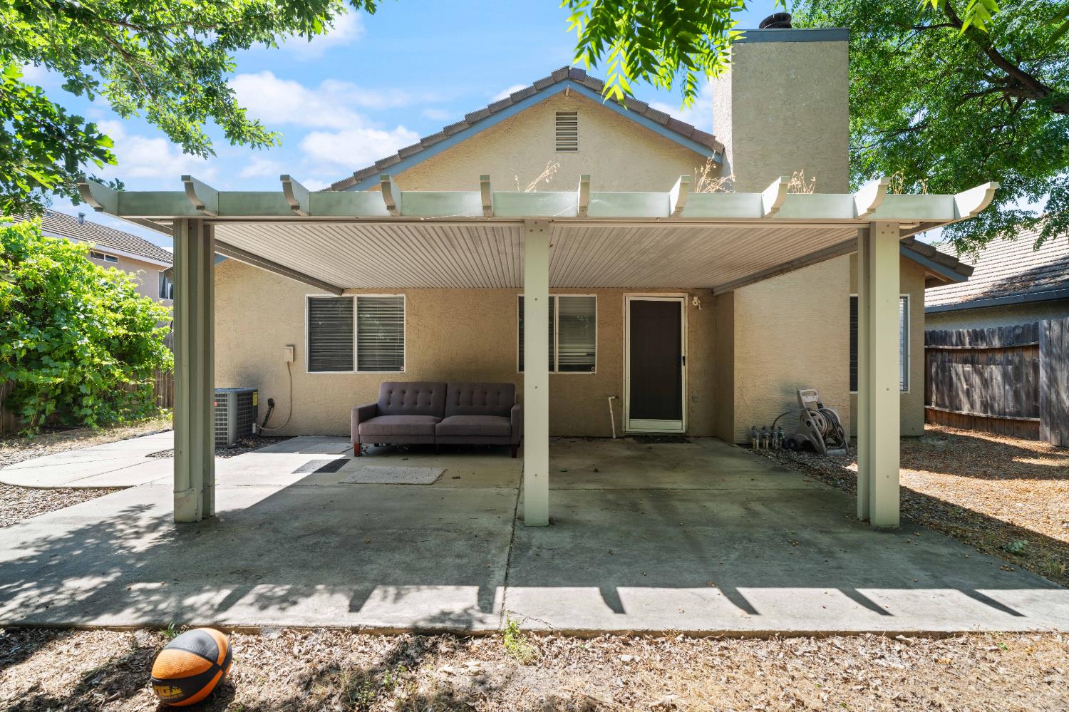 Ariel Court, Elk Grove, California image 21