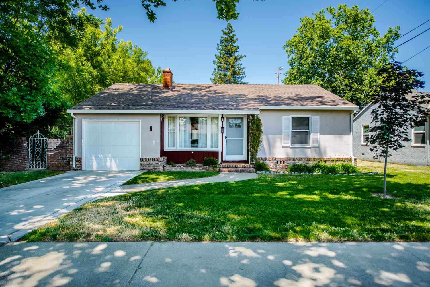 Casa Linda Drive, Woodland, California image 1