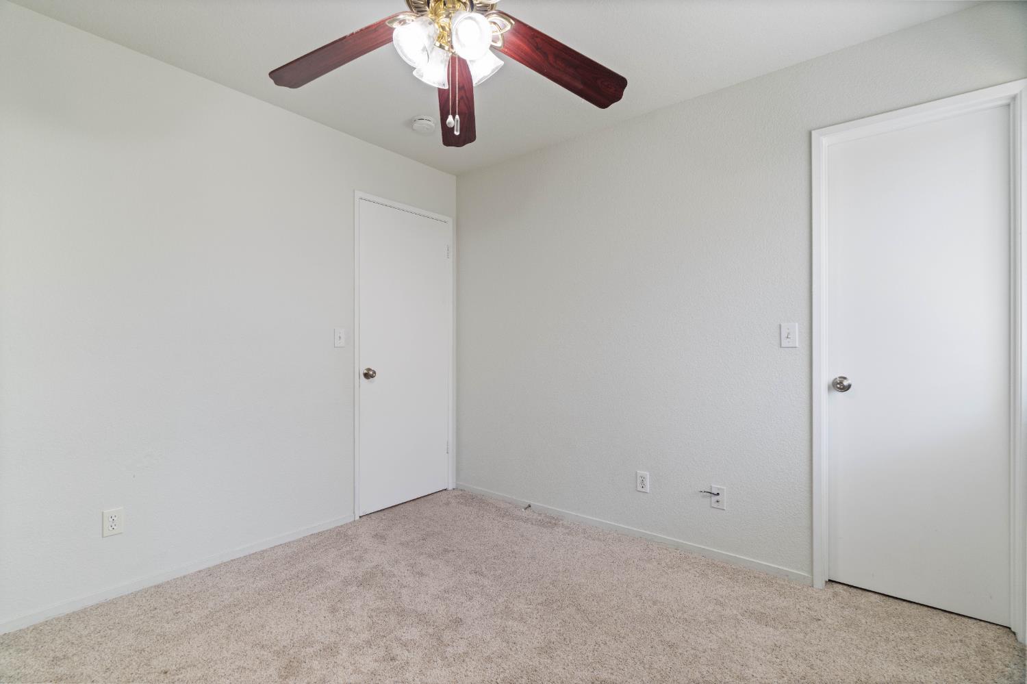 Ariel Court, Elk Grove, California image 13