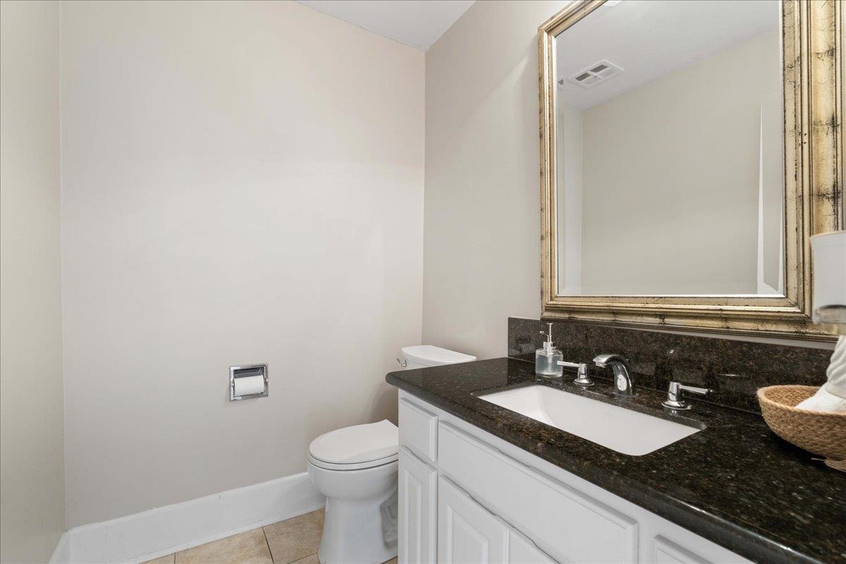 Photo #11: 225067808 Listing: Photo #11