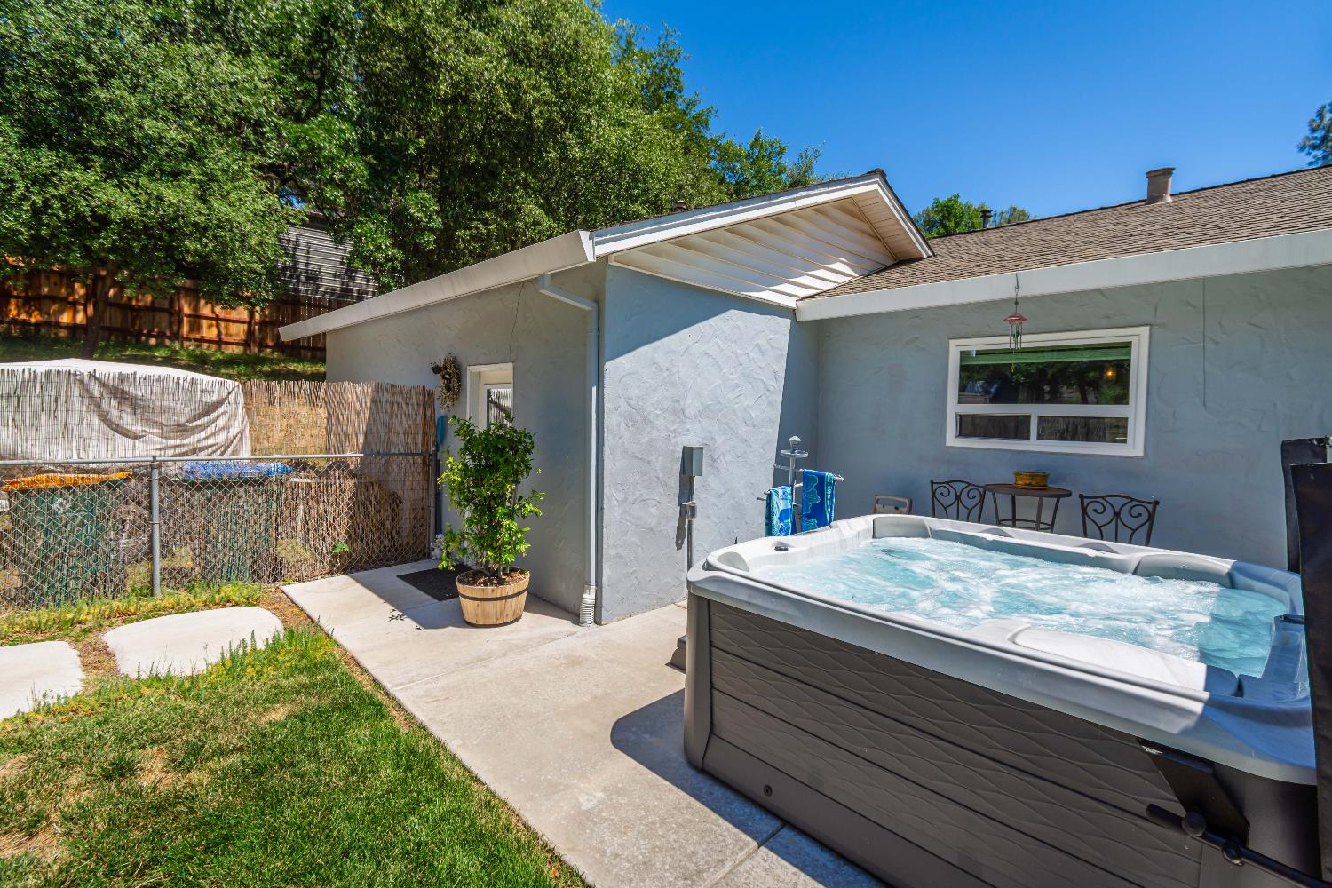 Crestview Drive, Diamond Springs, California image 35
