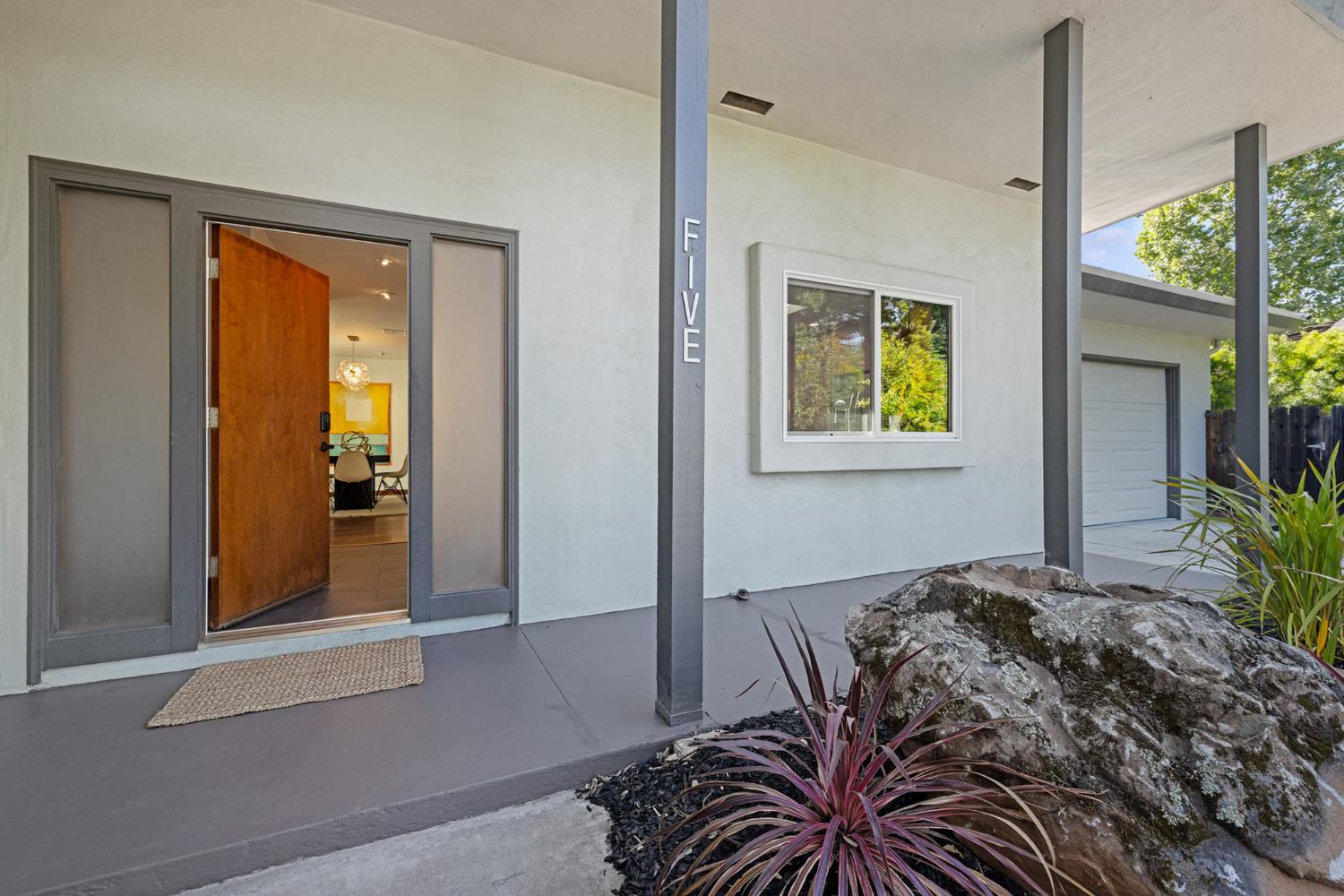 Parkside Drive, Davis, California image 3
