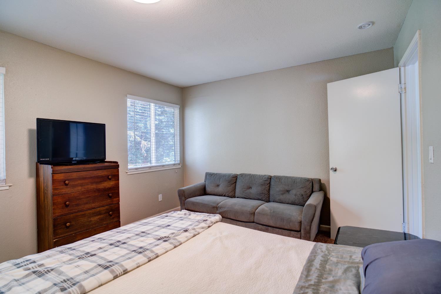Photo #21: 225055138 Listing: Photo #21