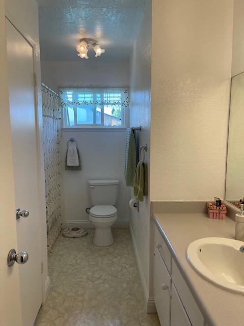 Maplenut Avenue, Modesto, California image 10