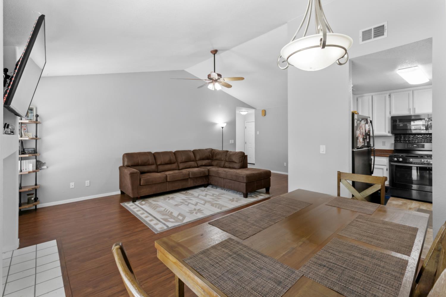 Anderson Wood Way, Rio Linda, California image 15