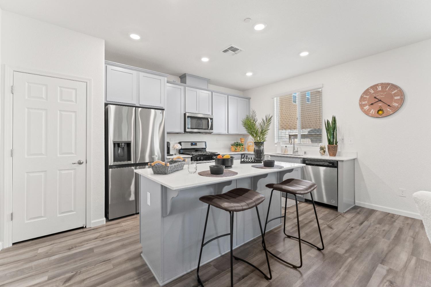 Shoveler Lane, Rocklin, California image 1