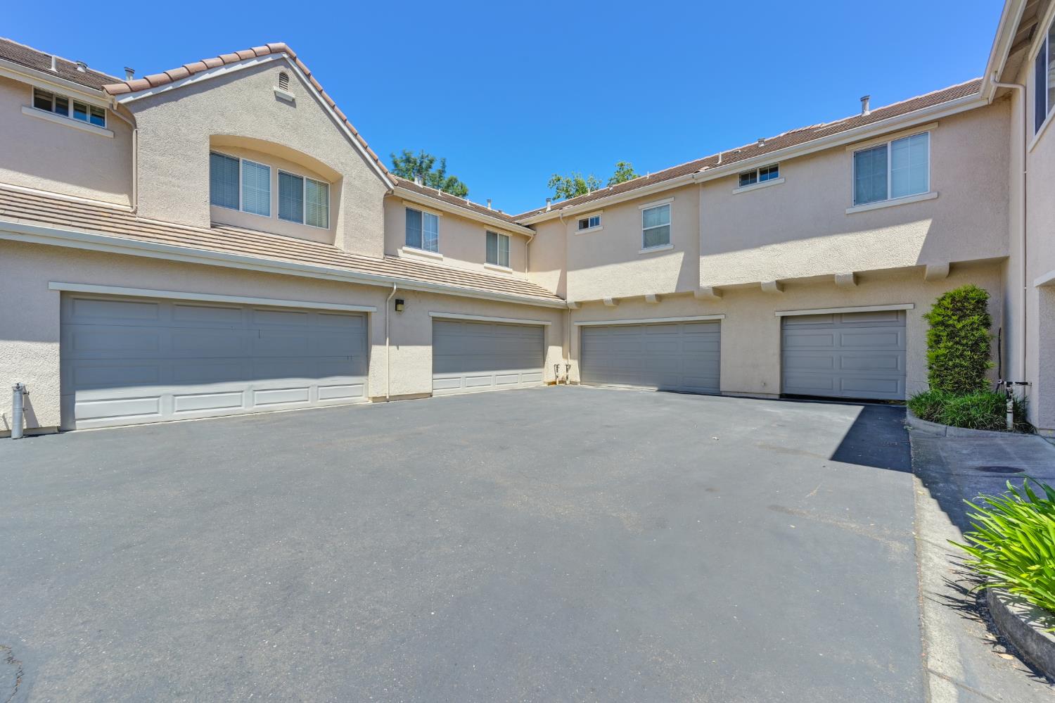 Photo #30: 225067967 Listing: Photo #30