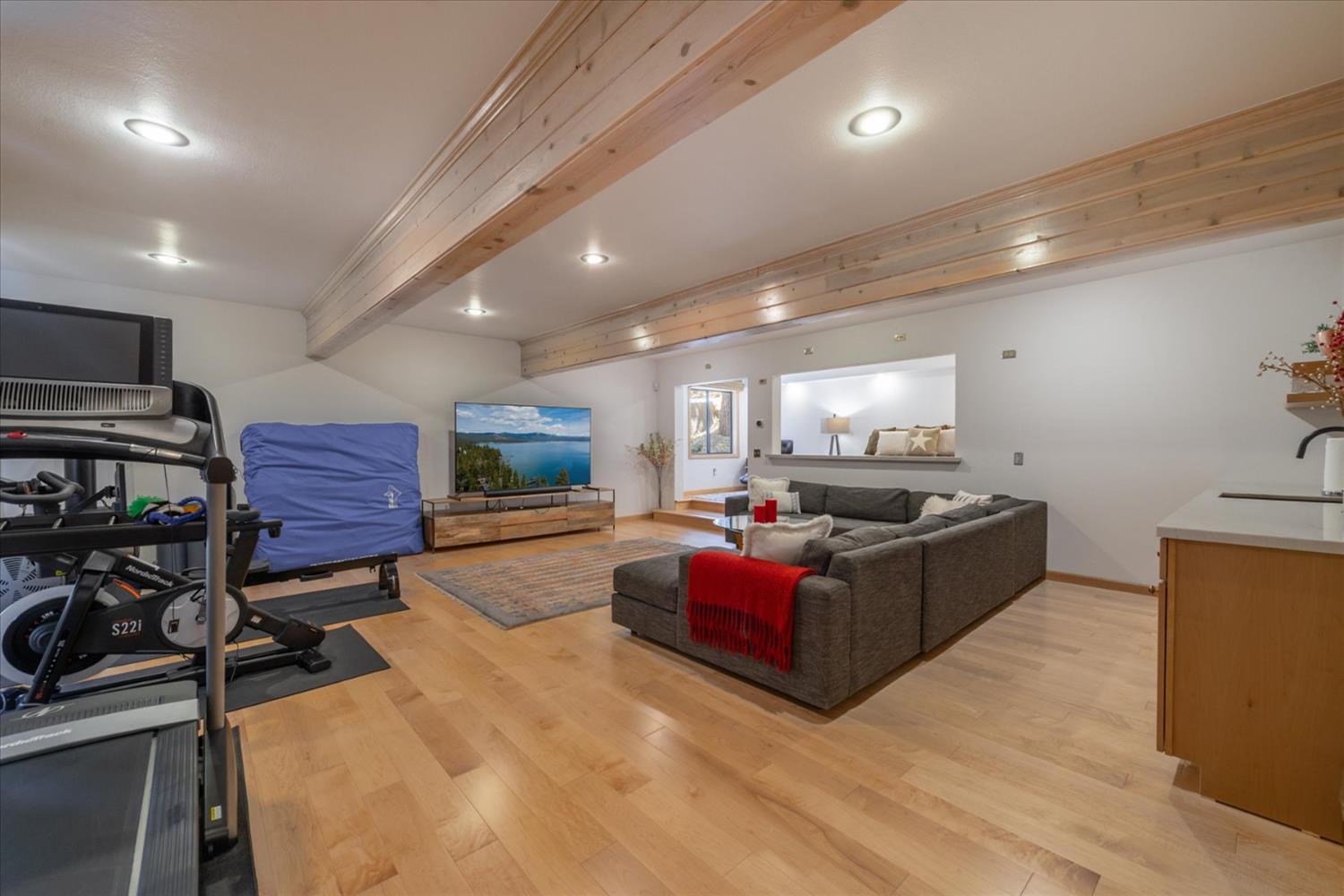 Falcon Point Place, Truckee, California image 38
