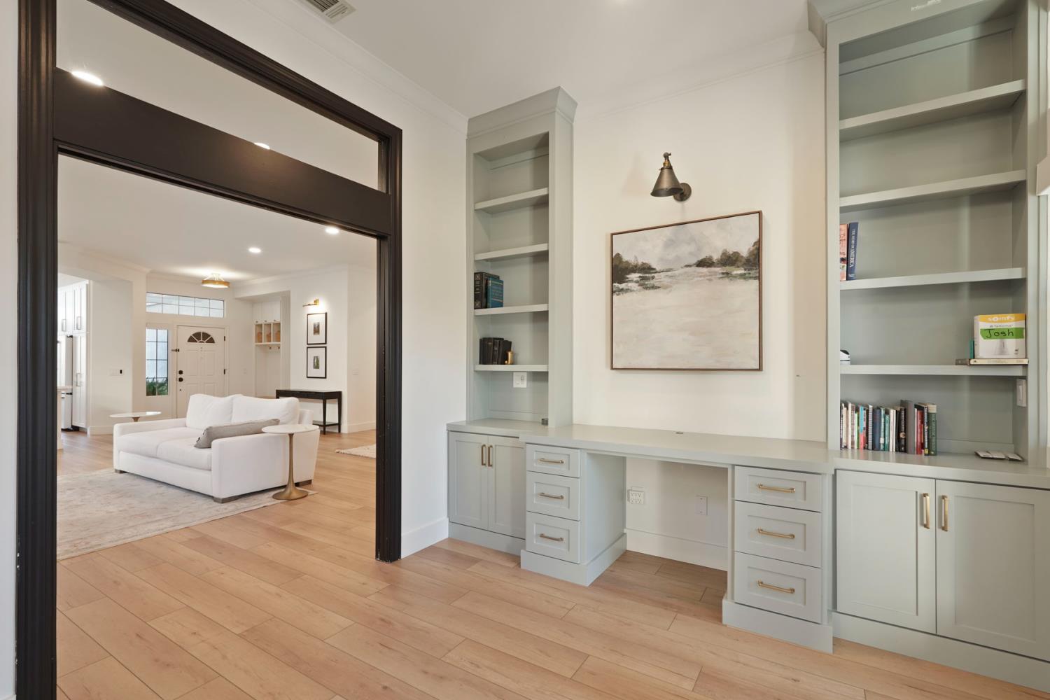 Sweetwood Drive, Lodi, California image 19