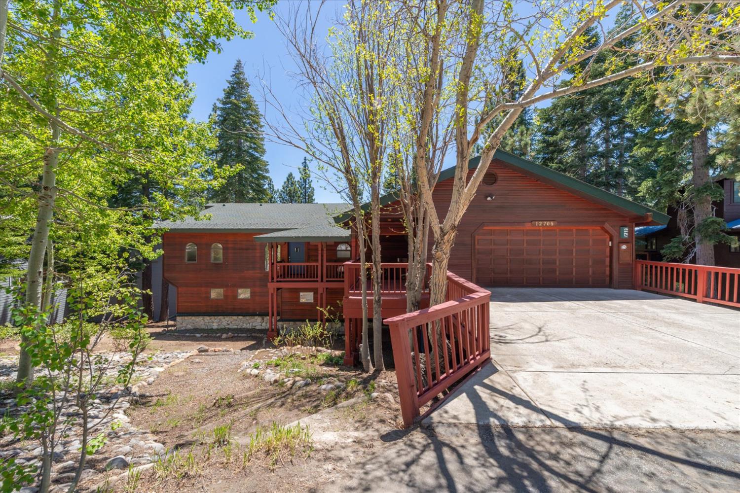 Falcon Point Place, Truckee, California image 3