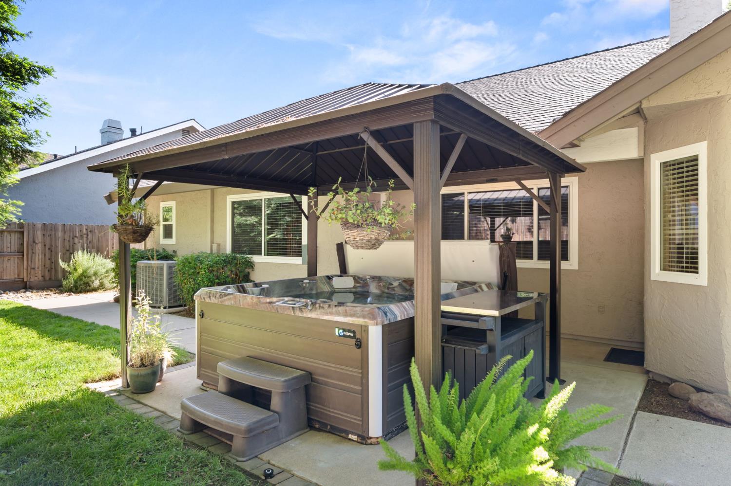 Revere Drive, Roseville, California image 42
