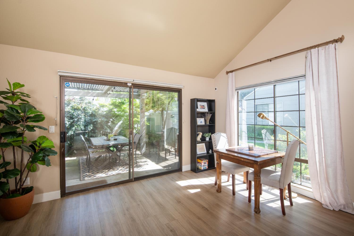 Leveland Lane #C, Modesto, California image 7
