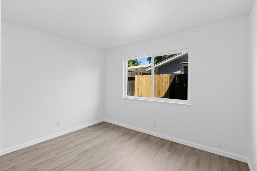 Rumford Avenue, Citrus Heights, California image 29