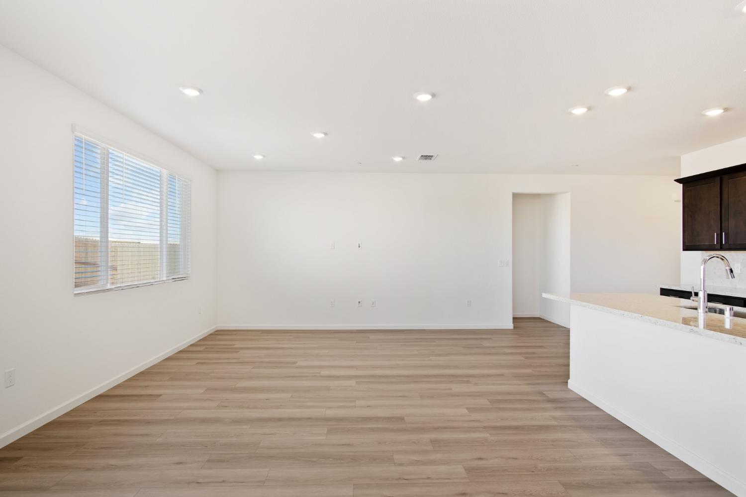 Hedaro Place, Manteca, California image 11