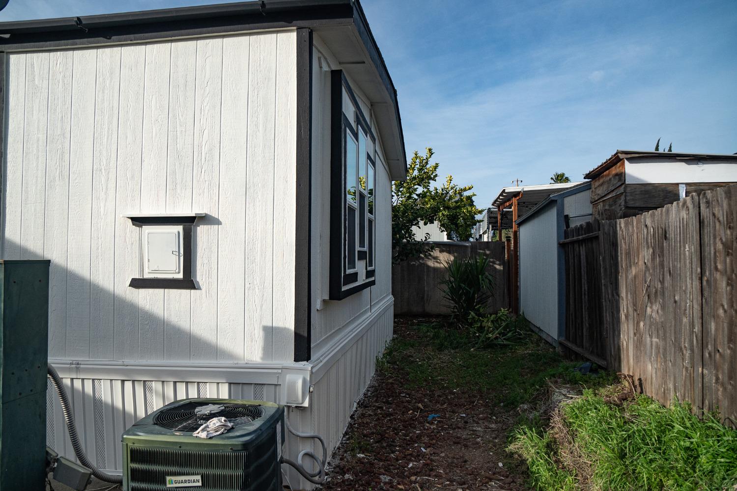 Detail Gallery Image 25 of 25 For 818 Dobrich Cir, Pittsburg,  CA 94565 - 2 Beds | 2 Baths