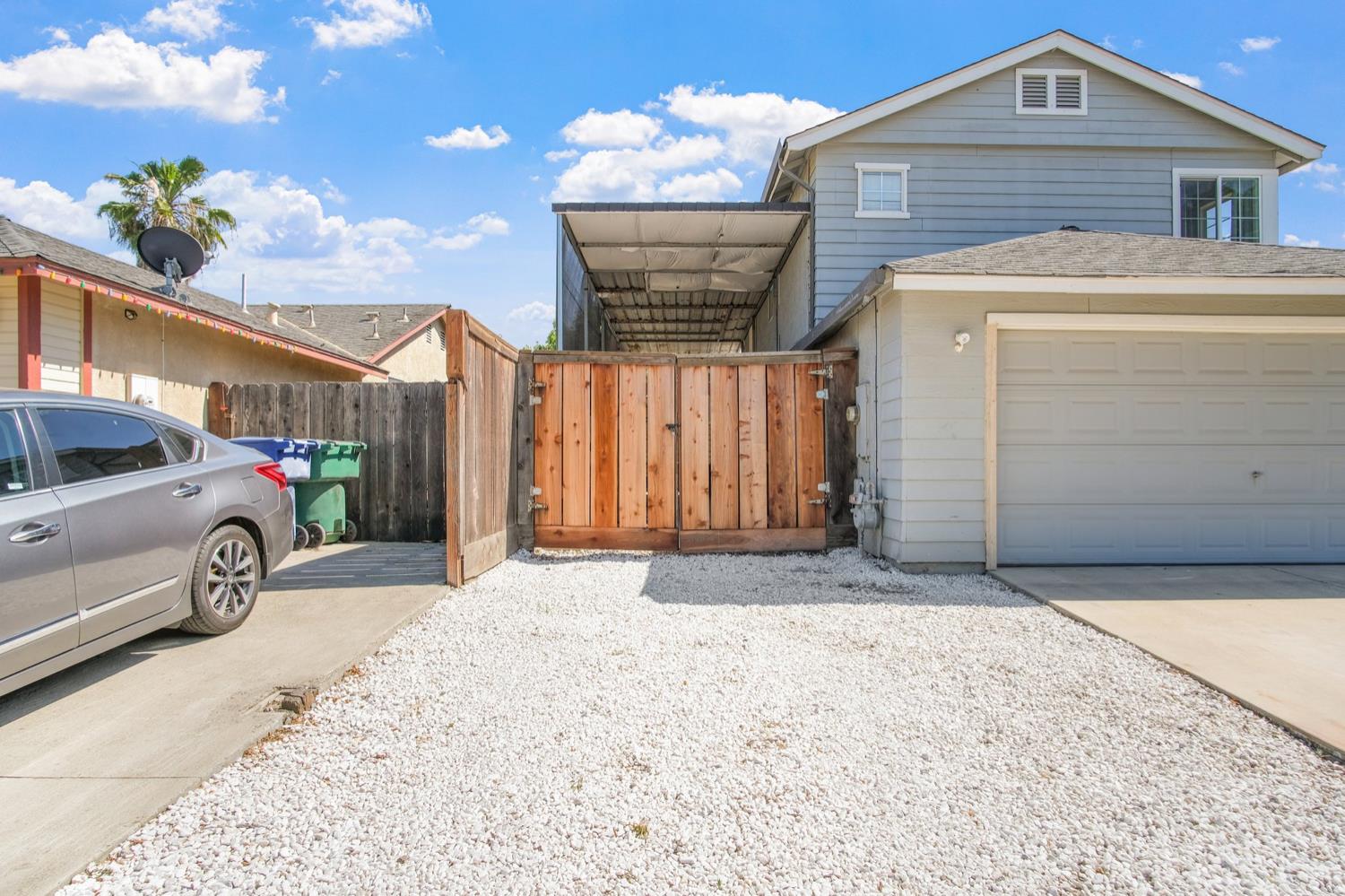 Bradford Court, Delhi, California image 3