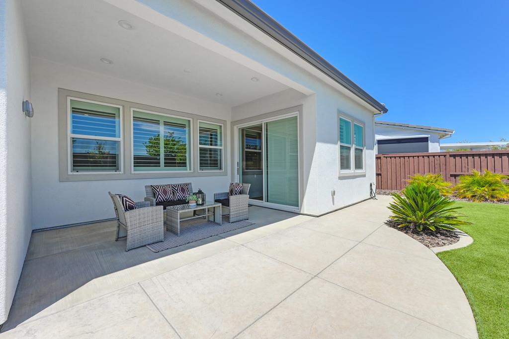 Pacific Wren Way, Folsom, California image 37
