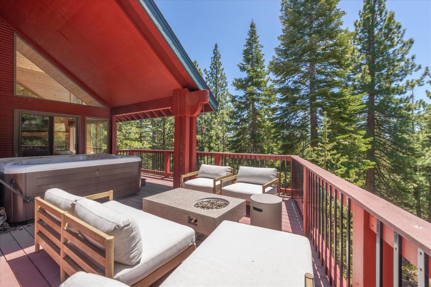 Falcon Point Place, Truckee, California image 9
