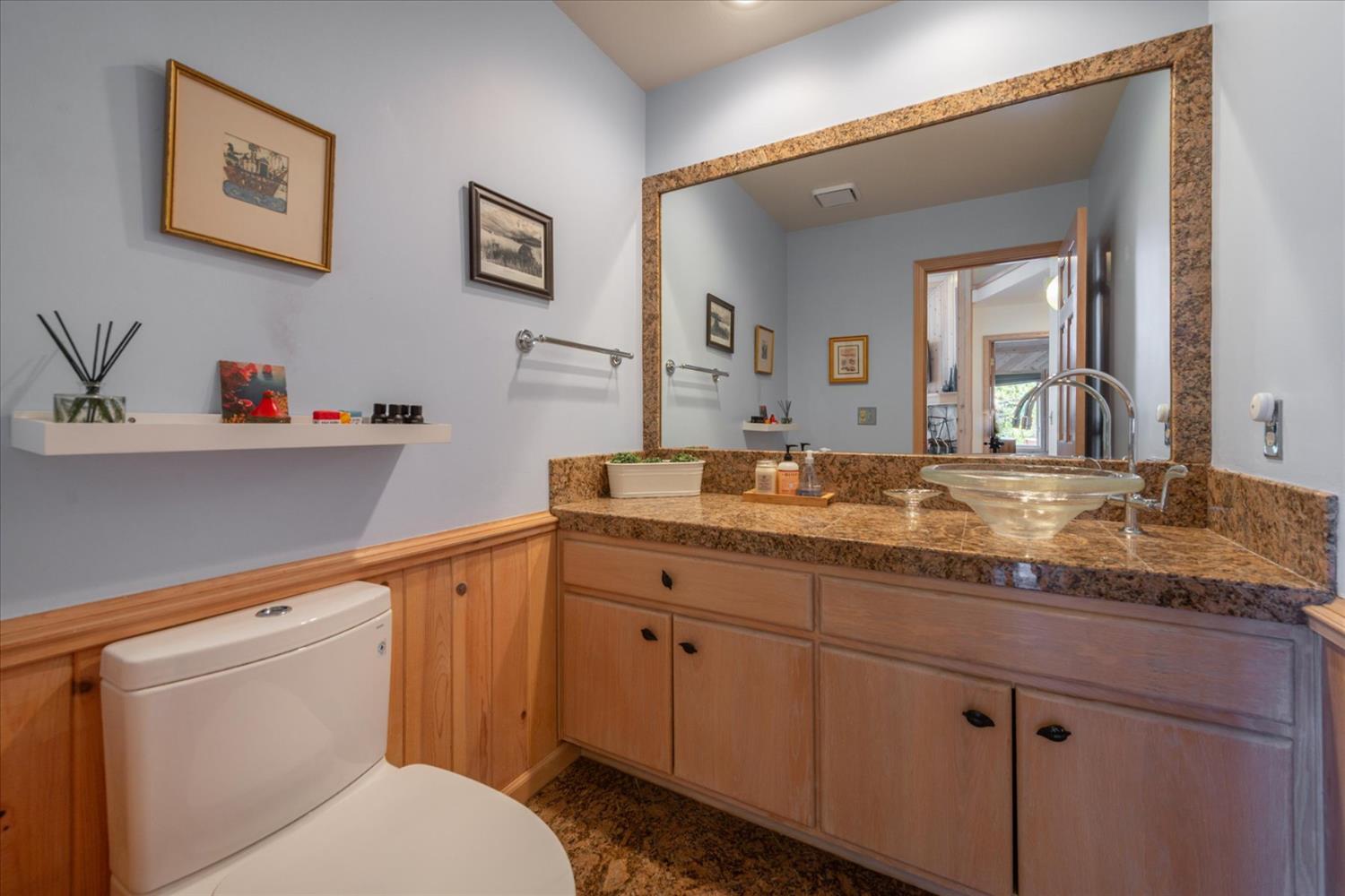 Falcon Point Place, Truckee, California image 30