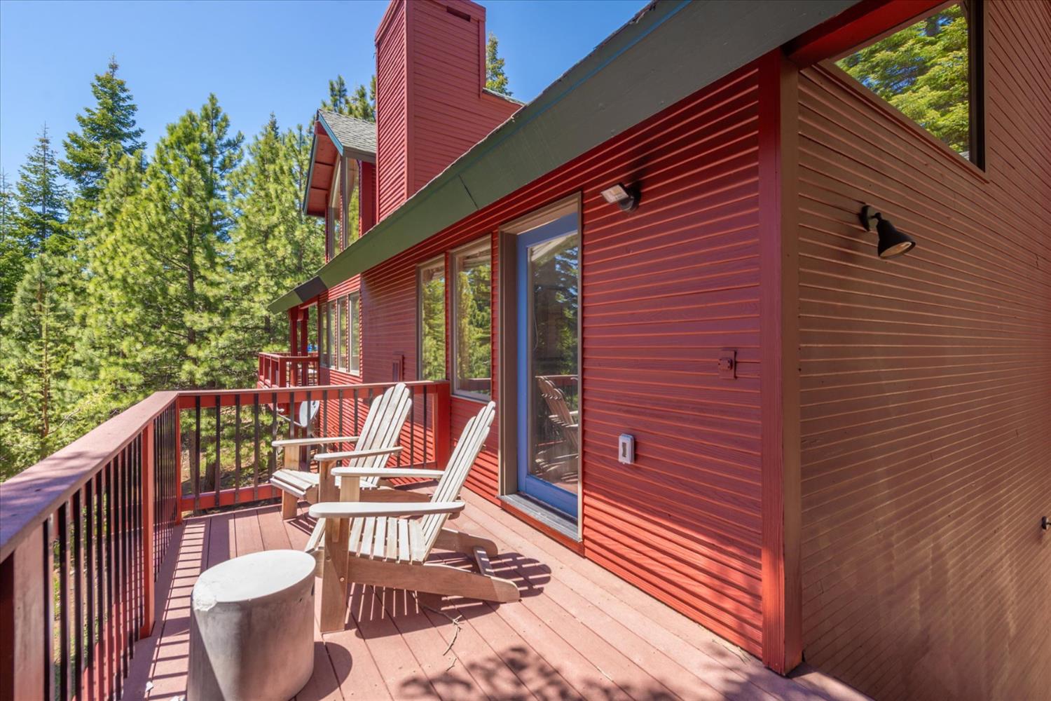 Falcon Point Place, Truckee, California image 35