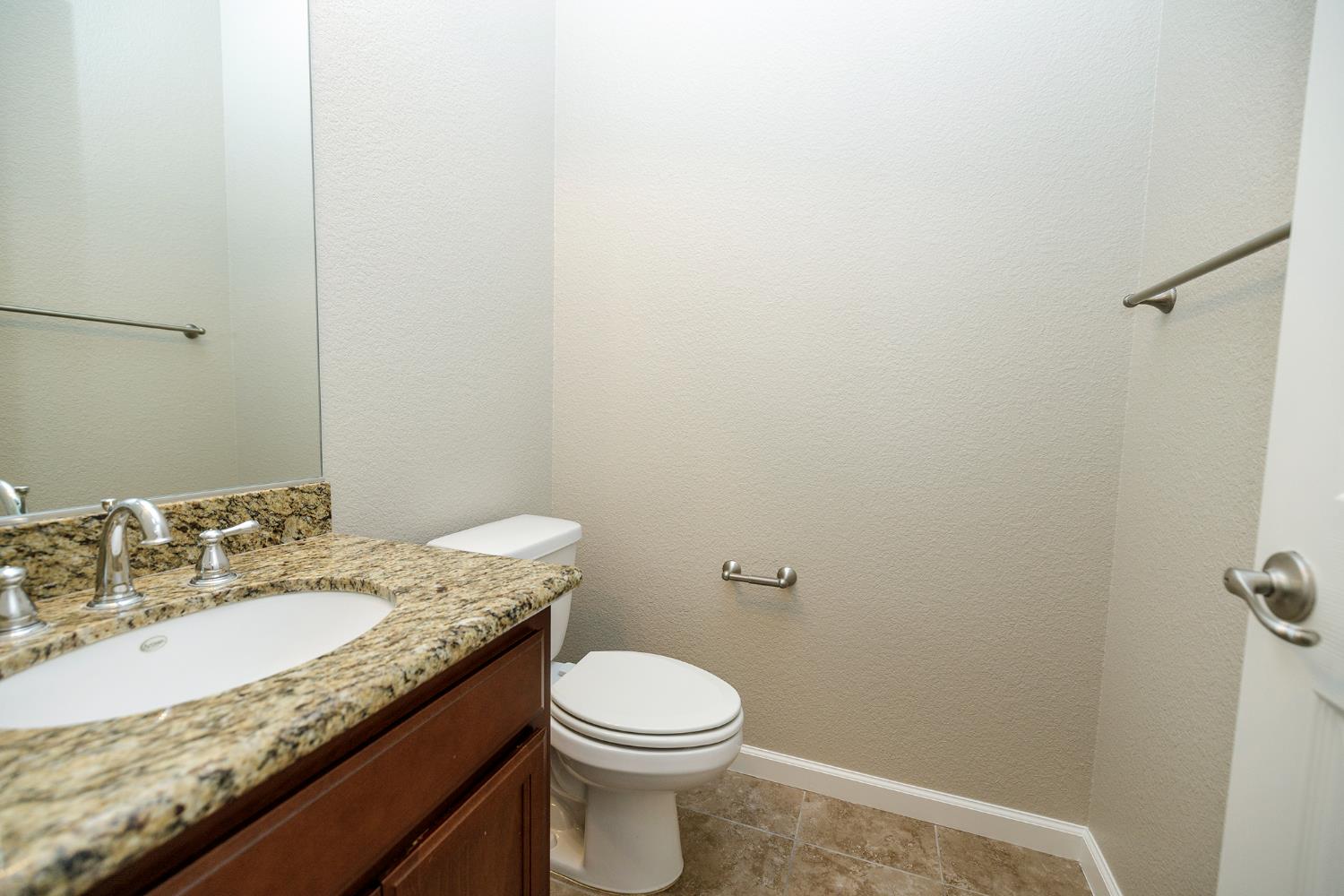 Shadow Creek Avenue, Oakdale, California image 30