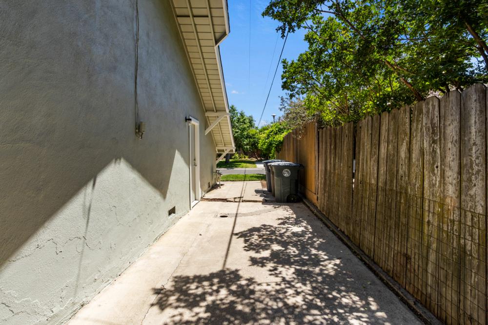 Rumford Avenue, Citrus Heights, California image 41