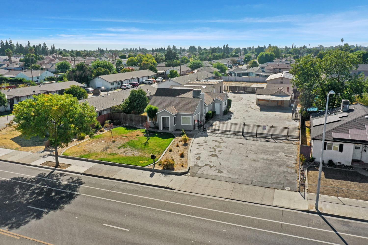 S Main Street, Manteca, California image 8