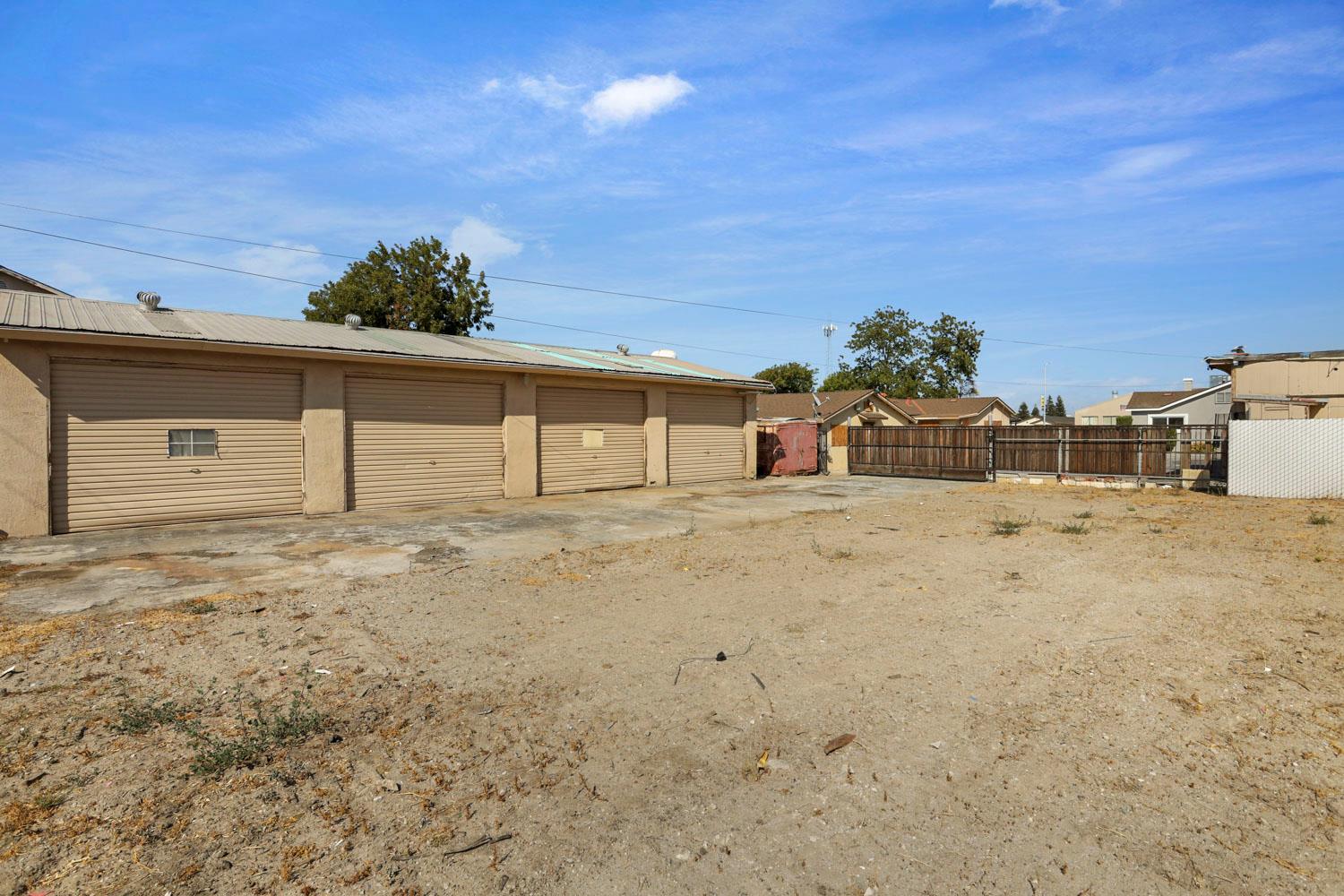 S Main Street, Manteca, California image 43