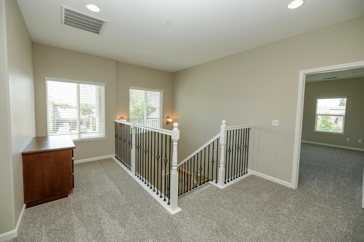 Shadow Creek Avenue, Oakdale, California image 32