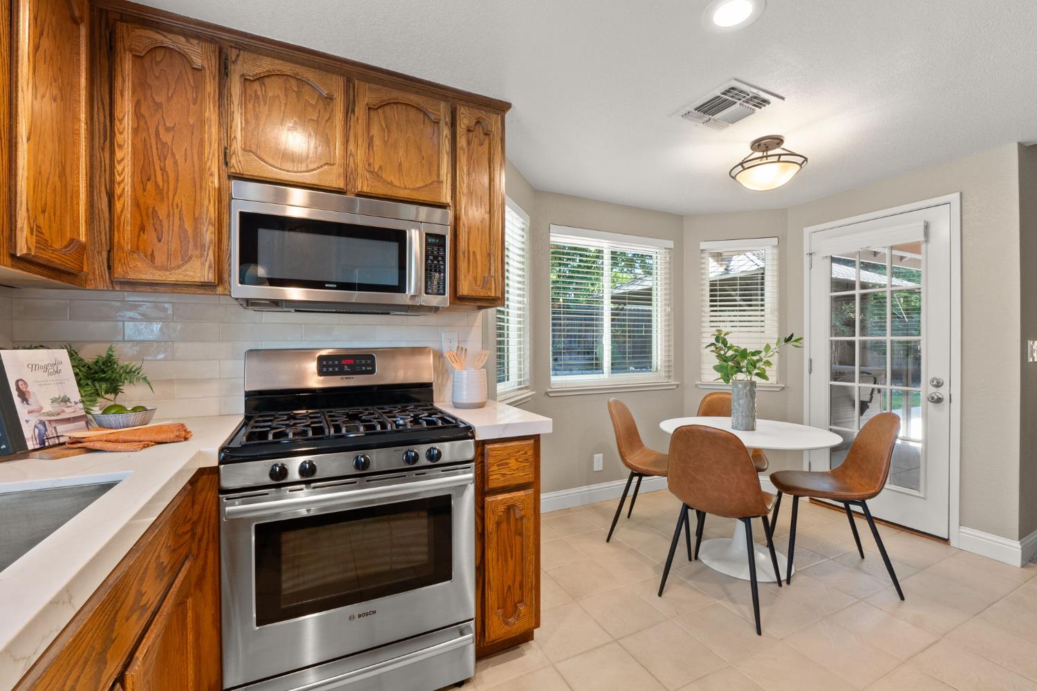 Revere Drive, Roseville, California image 18