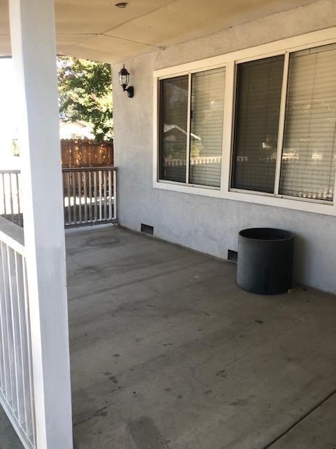 W Howard, Visalia, California image 4