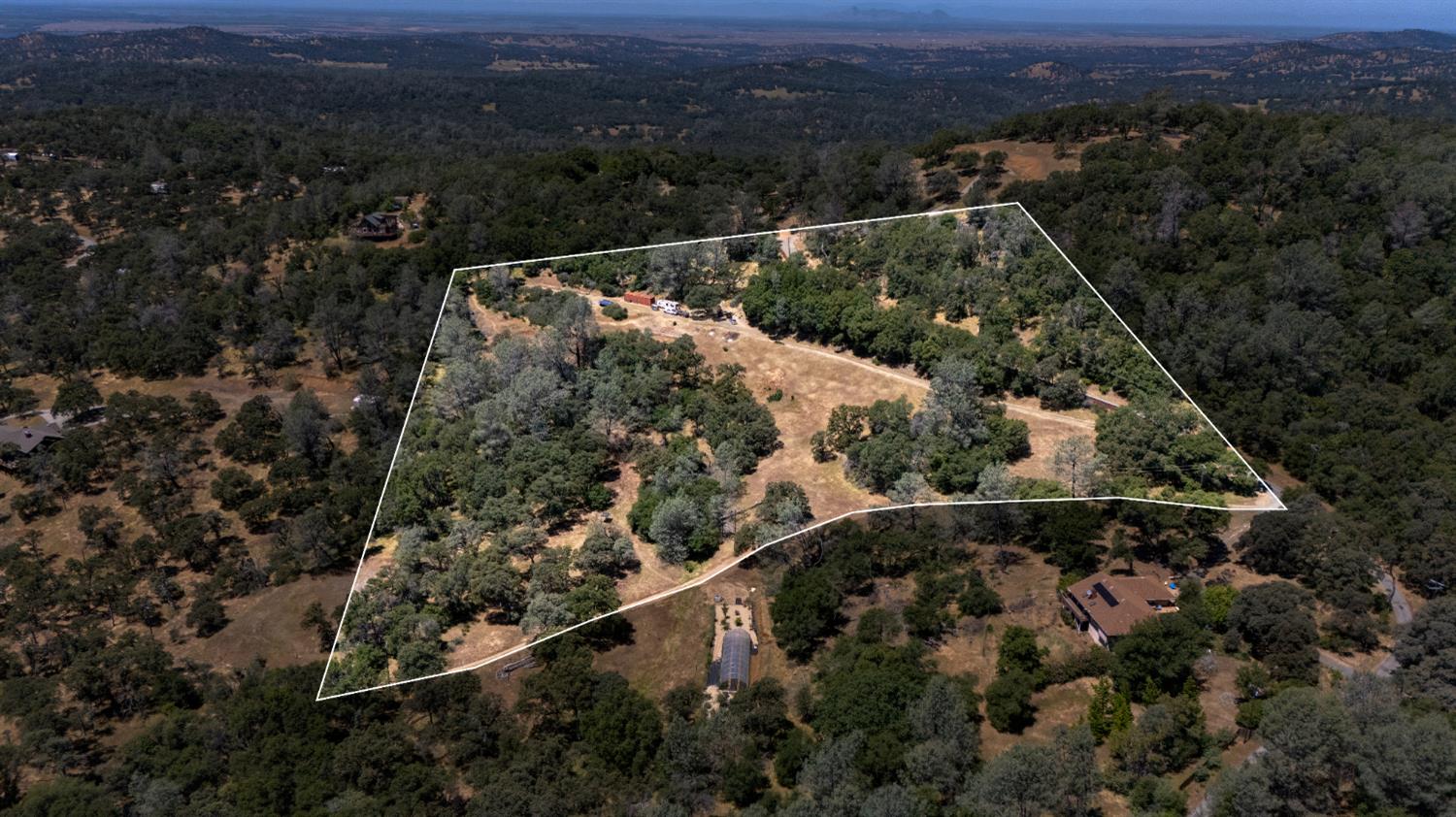 Roving Way, Grass Valley, California image 21