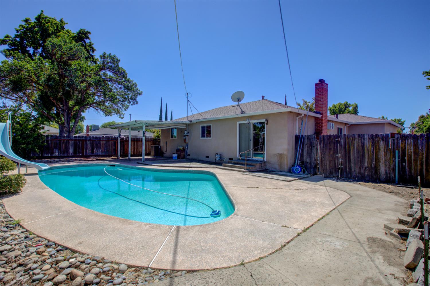 Kingsbury Avenue, Modesto, California image 31