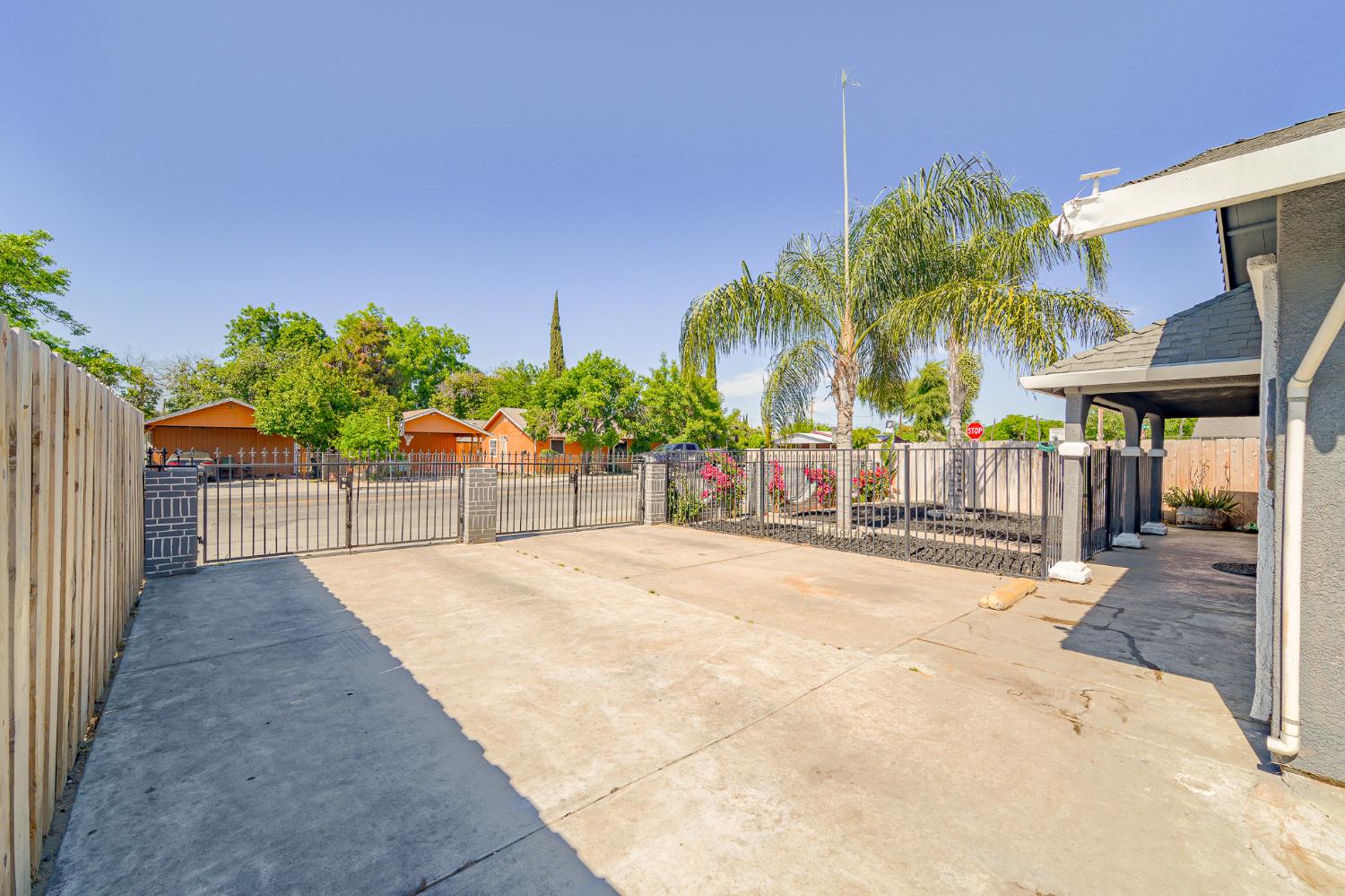Glenn Avenue, Modesto, California image 6