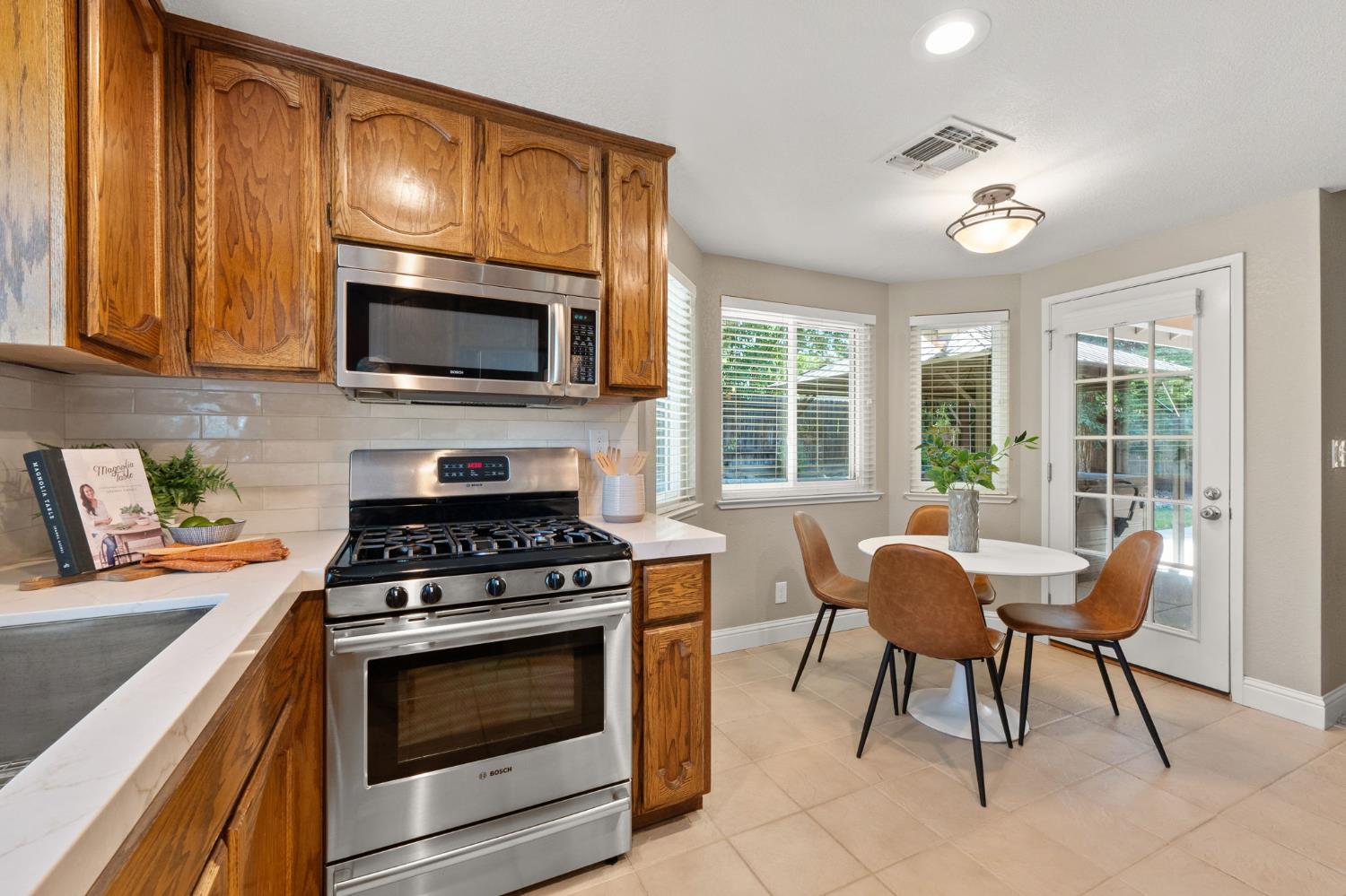 Revere Drive, Roseville, California image 20