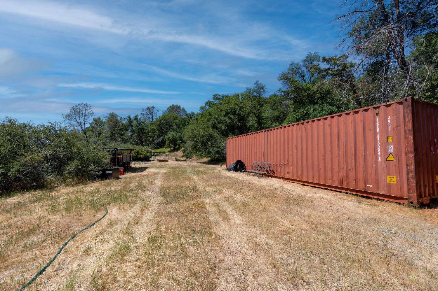 Roving Way, Grass Valley, California image 8