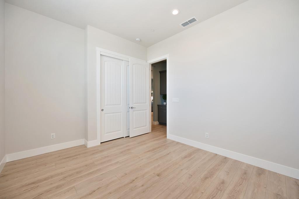 Pacific Wren Way, Folsom, California image 30
