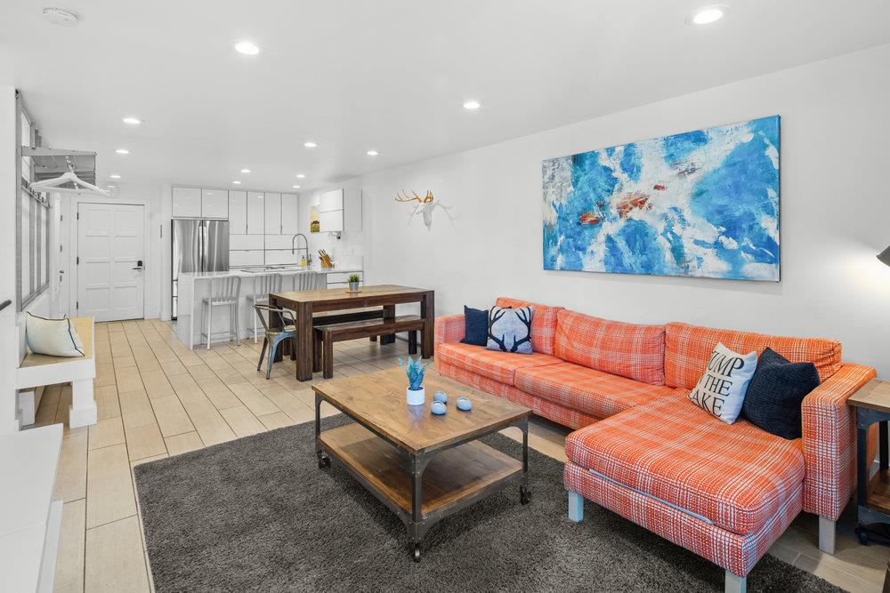 Detail Gallery Image 4 of 22 For 2090 Chalet Rd #4,  Alpine Meadows,  CA 96146 - 4 Beds | 4 Baths