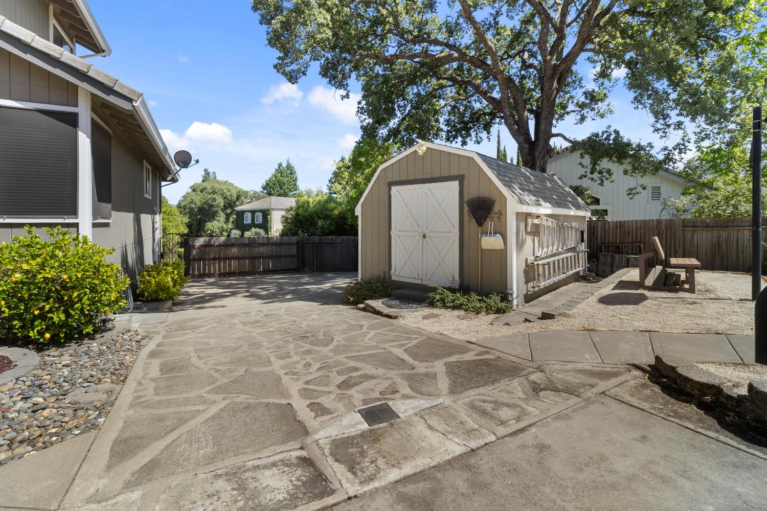 Avaline Court, Folsom, California image 41