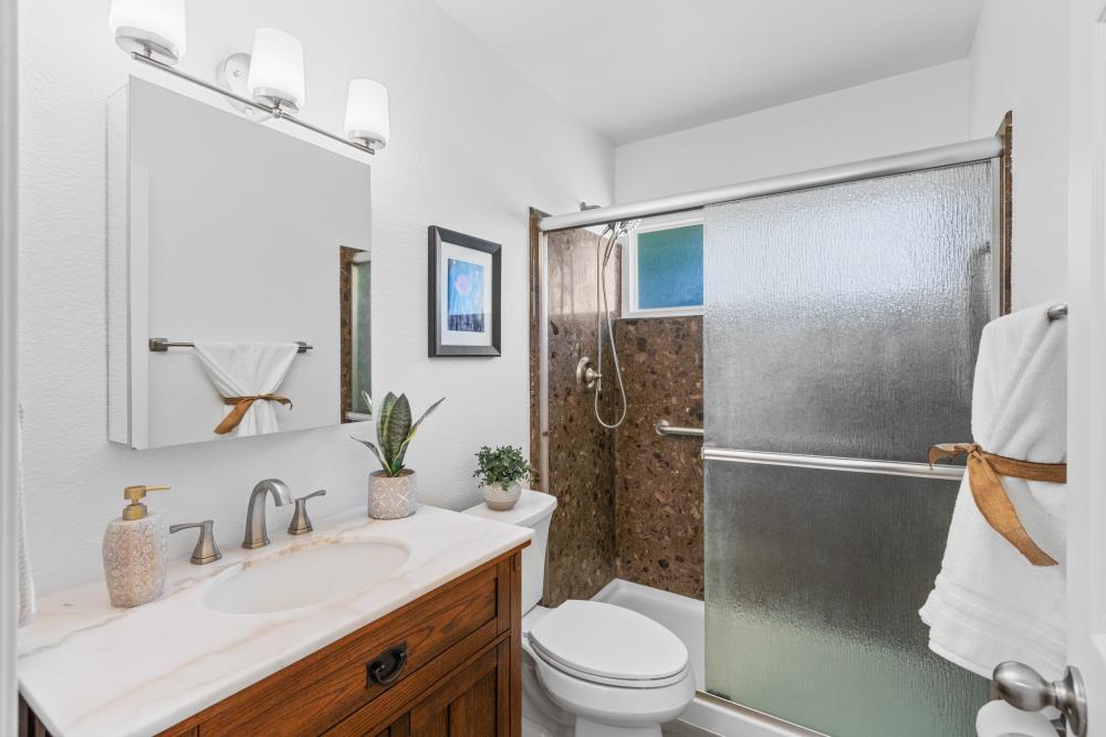 Rumford Avenue, Citrus Heights, California image 31