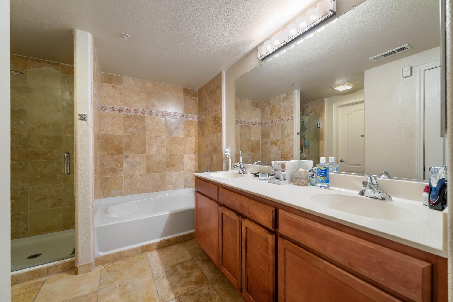 Photo #20: 225068251 Listing: Photo #20