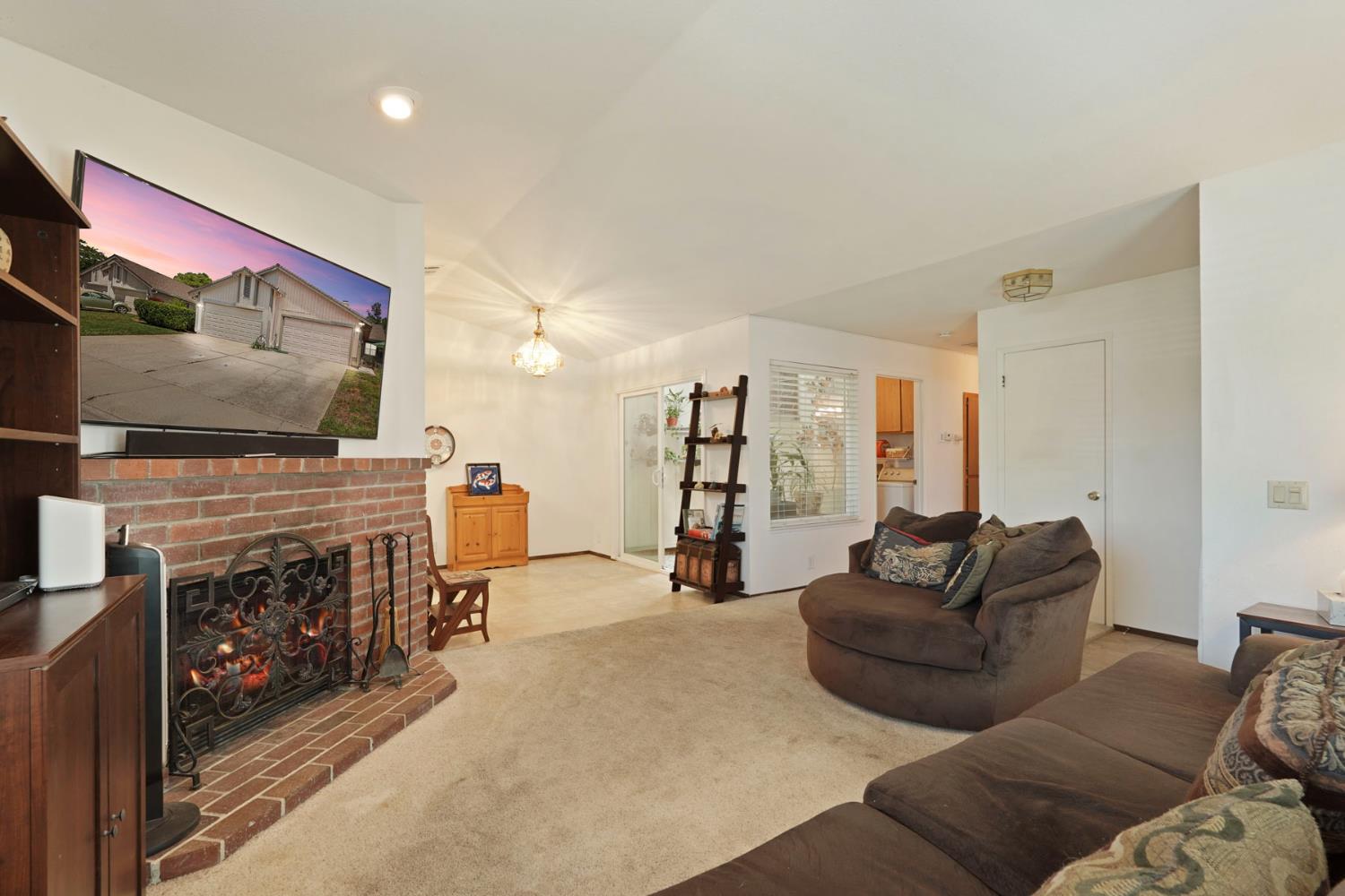 La Luna Court, Citrus Heights, California image 20