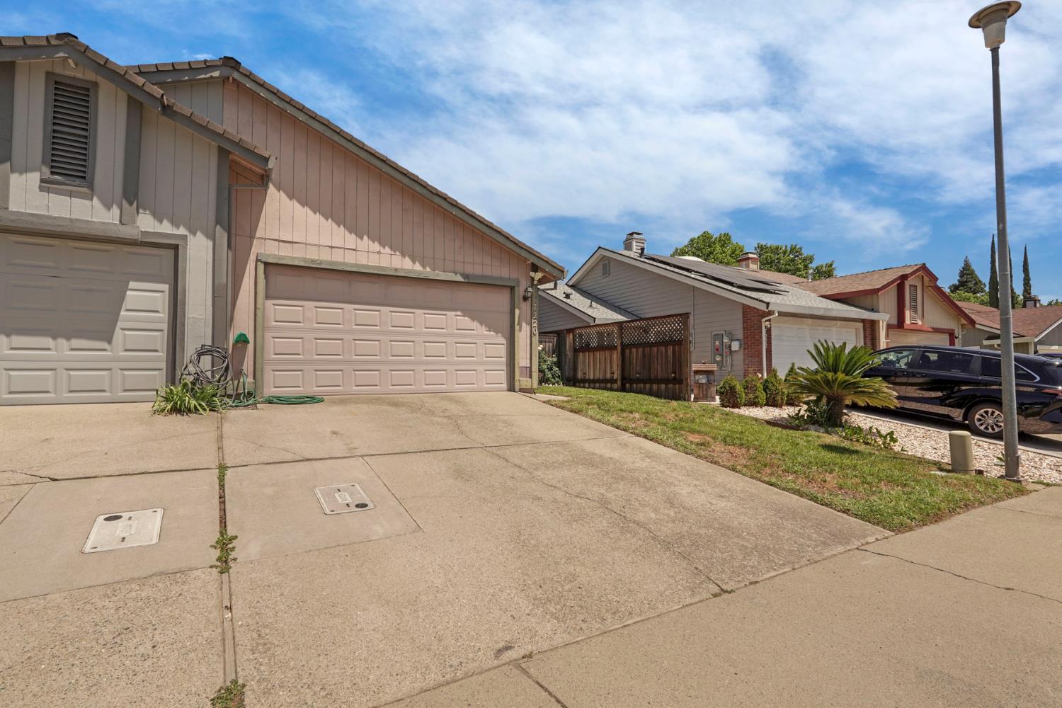 La Luna Court, Citrus Heights, California image 6