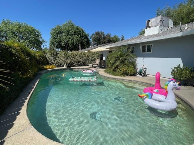 Maplenut Avenue, Modesto, California image 14