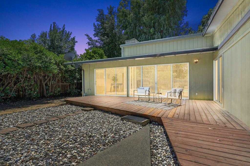 Sycamore Lane, Davis, California image 41